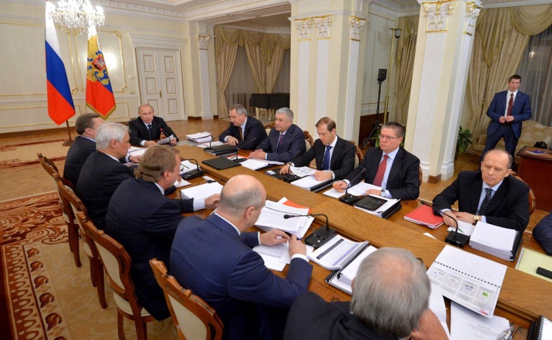 В.В. Путин провел заседание Военно-промышленной комиссии